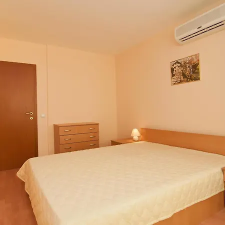 Apartment Crown And Imperial Sveti Vlas